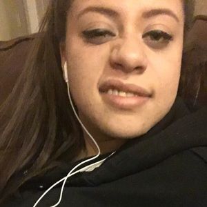 Meet your Posher, Marisa